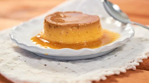 Pudim de Aveia Caramelizado: Aprenda essa receita saborosa e saudvel  Receita da Boa image